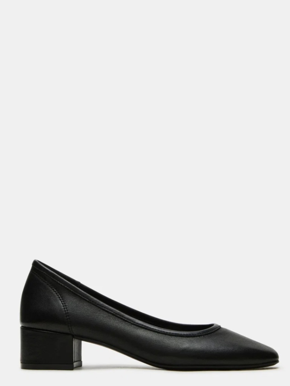 Steve Madden ballet flats / pumps